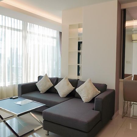 Naki Suites @ Silvertown Phnom Penh Exterior photo
