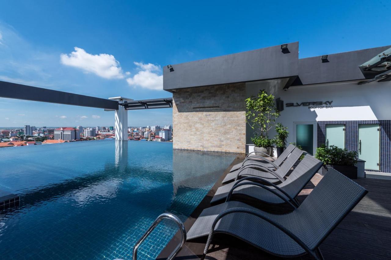 Naki Suites @ Silvertown Phnom Penh Exterior photo