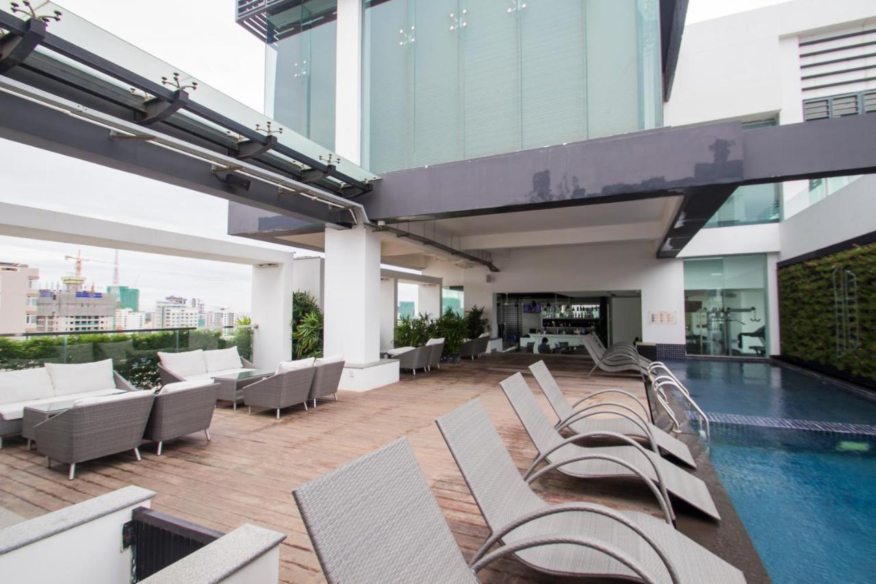 Naki Suites @ Silvertown Phnom Penh Exterior photo