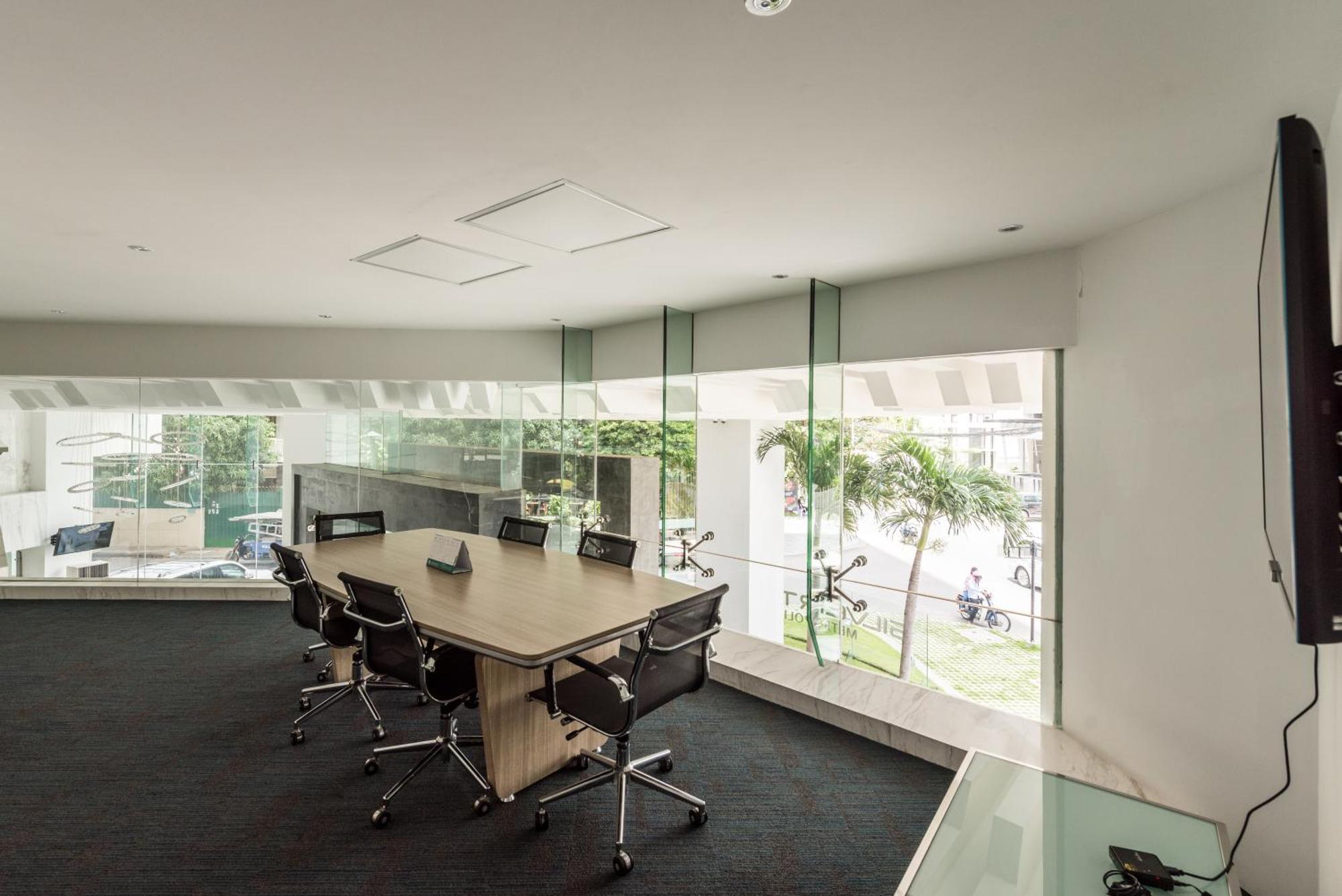 Naki Suites @ Silvertown Phnom Penh Exterior photo